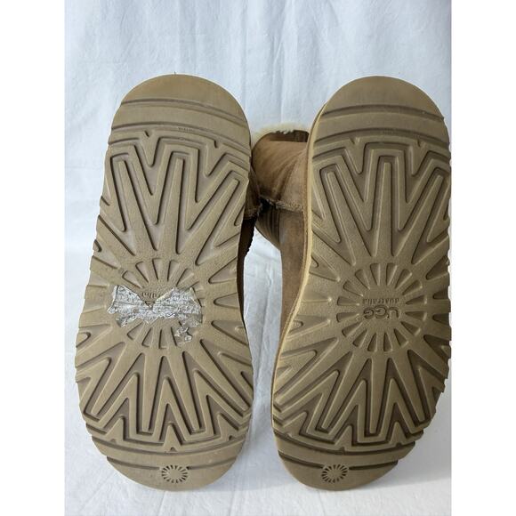 UGG Tall Women's Bailey Button Triplet Chestnut Brown Boots Size 5 - Picture 13 of 14